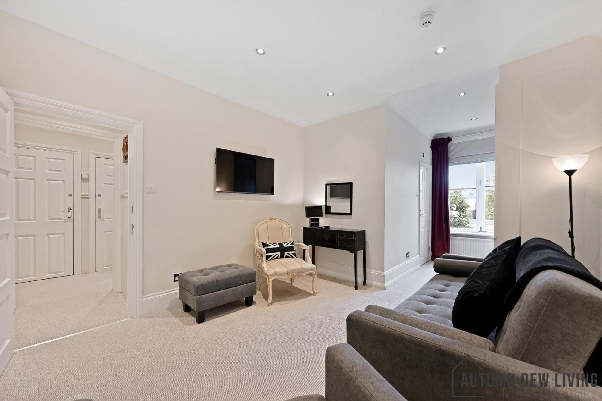 Beautiful 2 King Size Beds 2 Bath- Sleeps 5 In Earls Court Londres Exterior foto