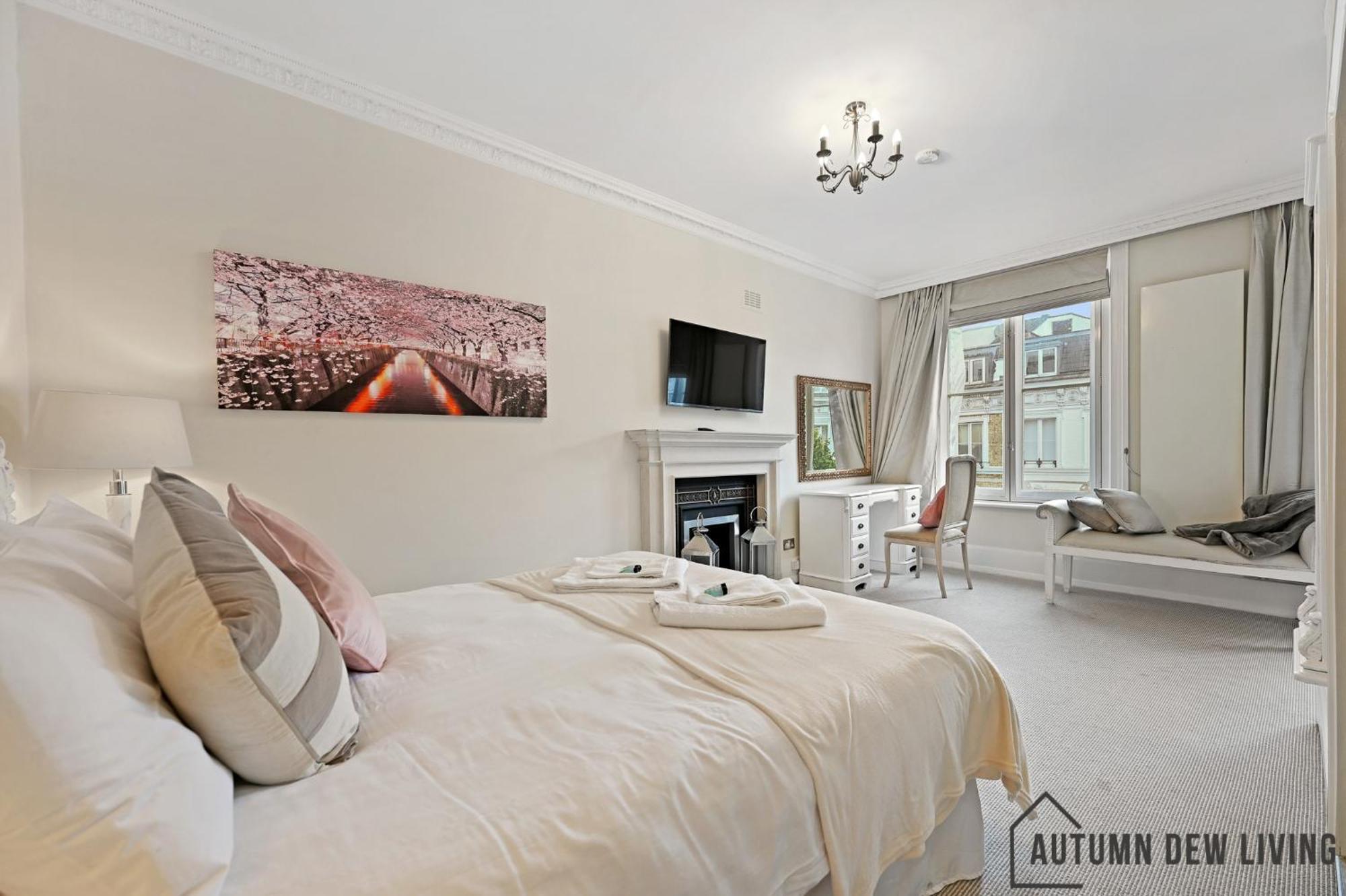 Beautiful 2 King Size Beds 2 Bath- Sleeps 5 In Earls Court Londres Exterior foto